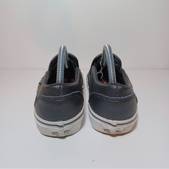 Vans Asher Slip On Sz Women 8.5 Black Perforated Leather Low-Top Shoe 215 Box 25 - Picture 8 of 10